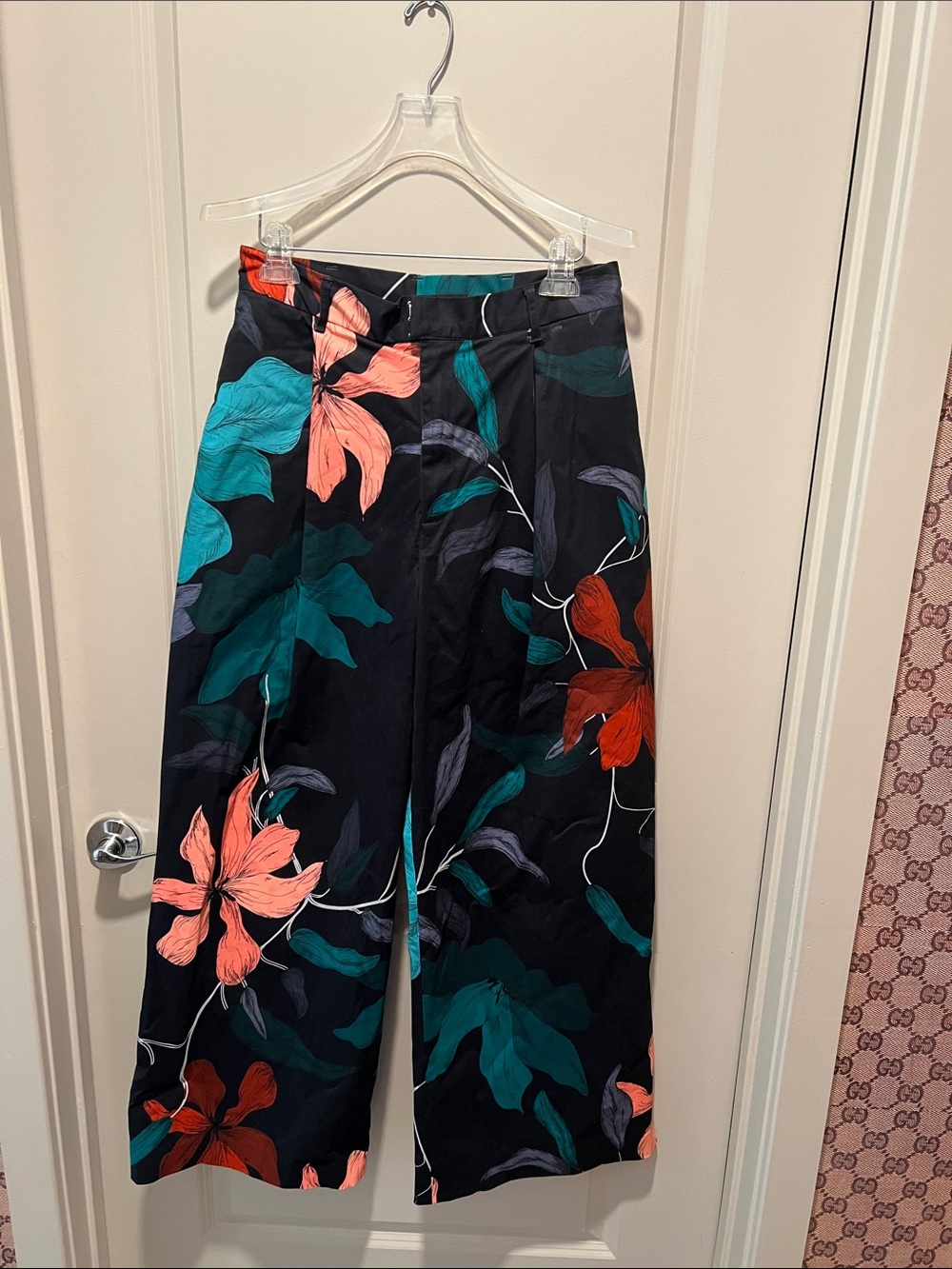 The Kit | Wide-Leg Floral Print Pants in Black with Coral & Teal Blooms - Picture 6 of 11